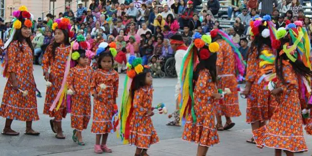 Los Grandes Complejos Dancísticos de México